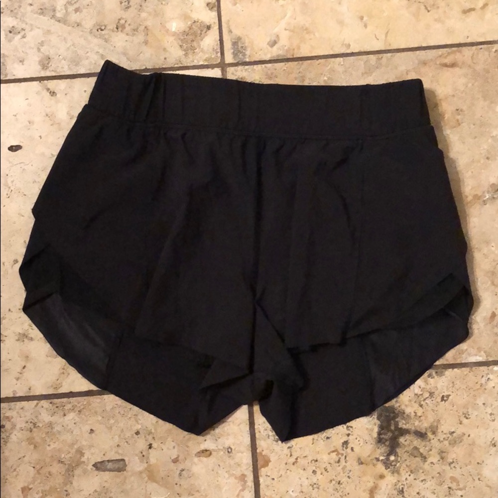 Lululemon flowy black shorts